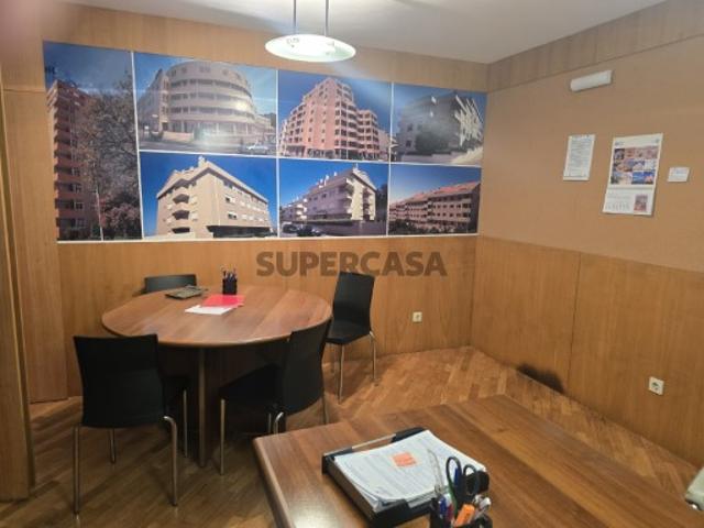 Armazém venda em Devesas, Vila Nova De Gaia