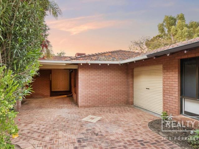 House for sale in Karrinyup, City of Stirling