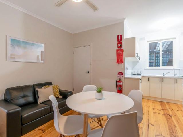 Room for rent in Horseshoe Creek, South Australia