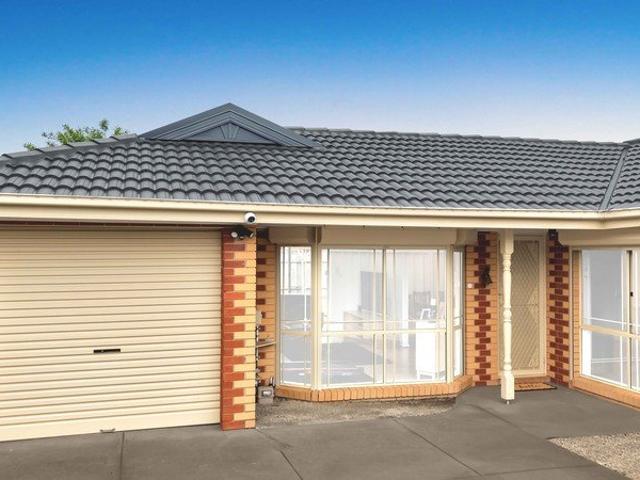 Apartment for sale in Mossfiel, Melbourne