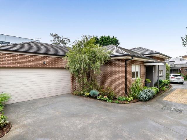 Townhouse for sale in Camerons Creek, Victoria