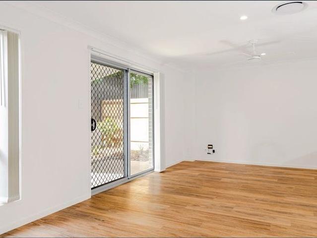 Townhouse for rent in Toombul, Queensland