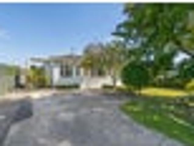 House for sale in Pauatahanui, Wellington