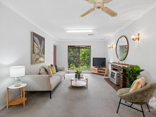 House for sale in Gooseberry Hill, City Of Kalamunda