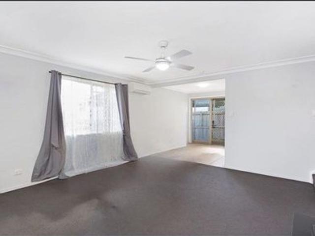 Townhouse for rent in Toombul, Queensland