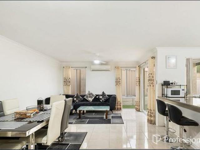House for rent in Seville Grove, Western Australia