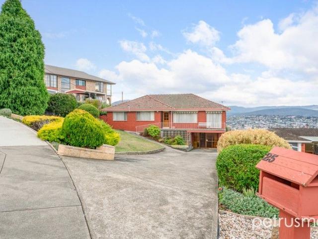 House for sale in Moonah