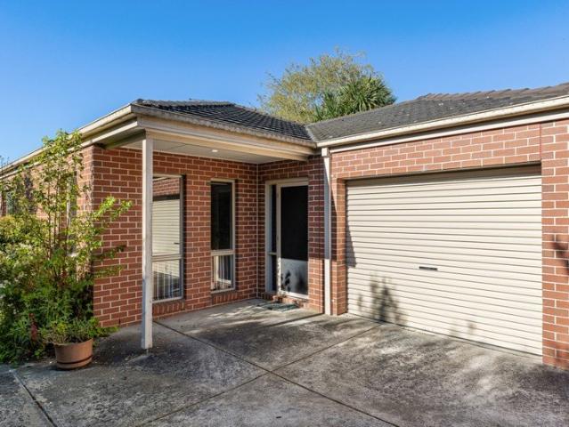 Apartment for sale in Lake Wendouree, Ballarat