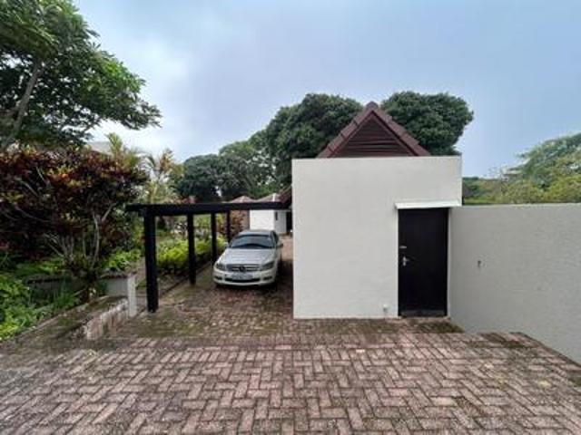 Townhouse for rent in Uvongo, Hibiscus Coast Local Municipality