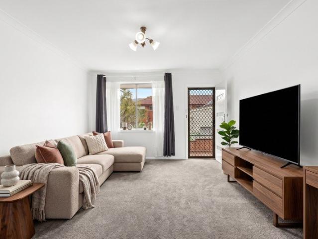 Apartment for sale in Mount Keira, Wollongong City Council