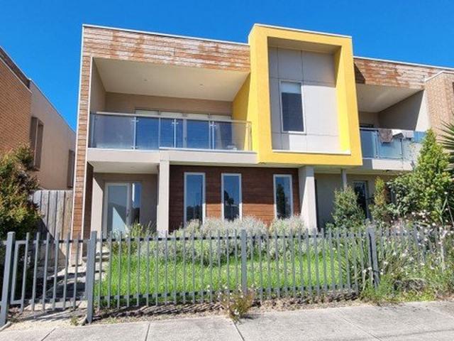 Townhouse for rent in Camerons Creek, Victoria