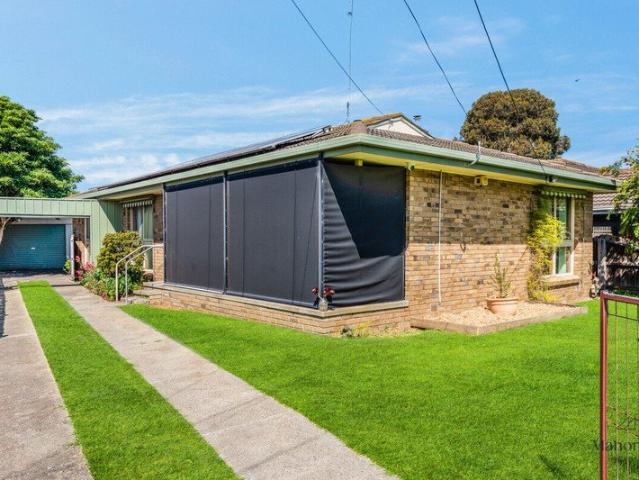 House for sale in Newcomb, Geelong