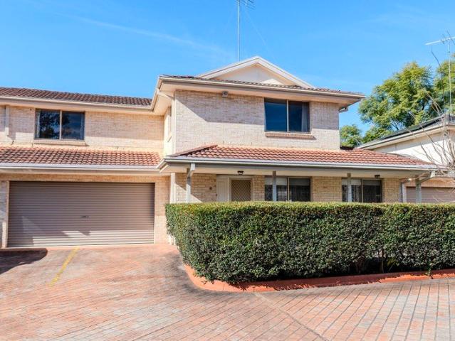 Townhouse for rent in Sydney, New South Wales