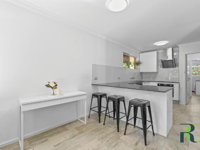 Villa for sale in Palmyra, Western Australia