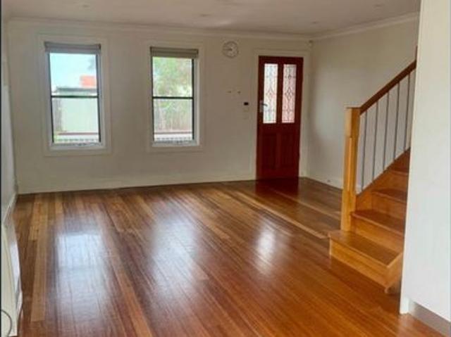 Townhouse for rent in Camerons Creek, Victoria