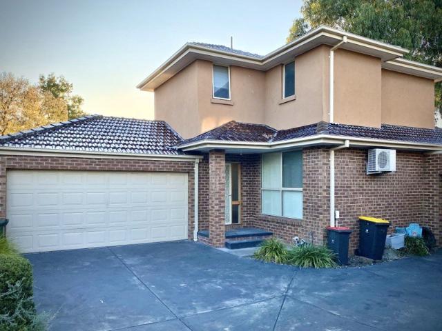 Townhouse for rent in Camerons Creek, Victoria