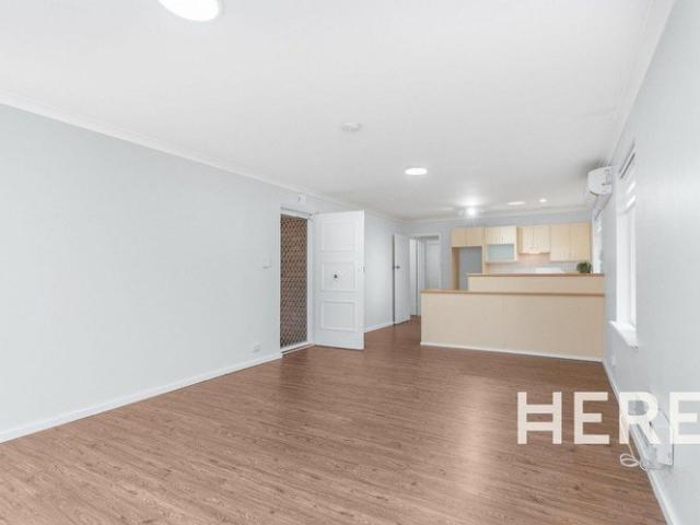 Duplex for rent in Booragoon, Western Australia
