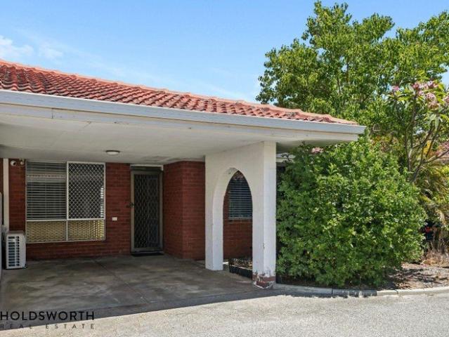 Villa for sale in Yokine, City of Stirling