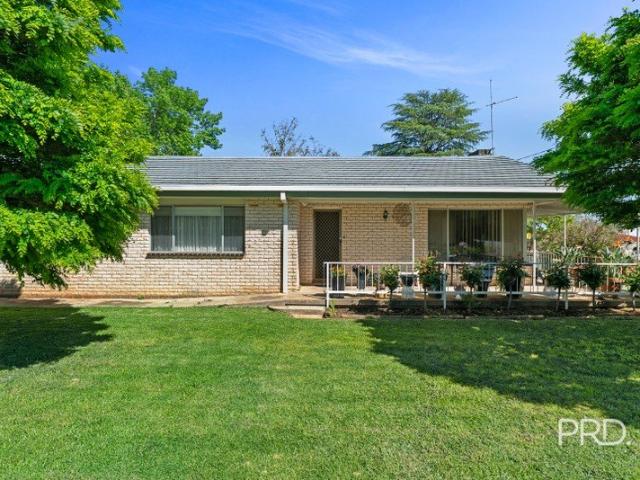 House for sale in Tolland, Wagga Wagga City Council
