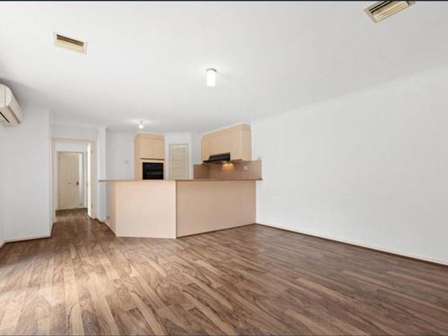 House for rent in Copperfield, Melbourne