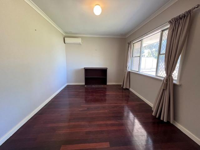 House for rent in Cloverdale, Western Australia