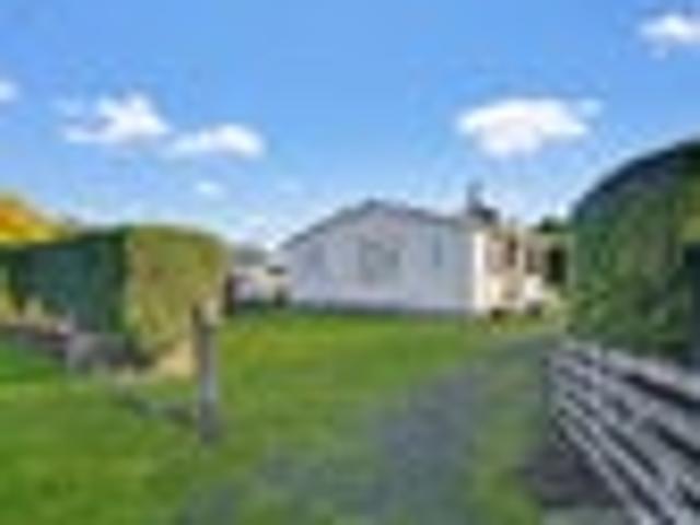 House for sale in Otakou
