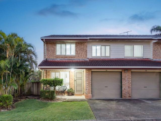 Townhouse for sale in Toombul, Queensland