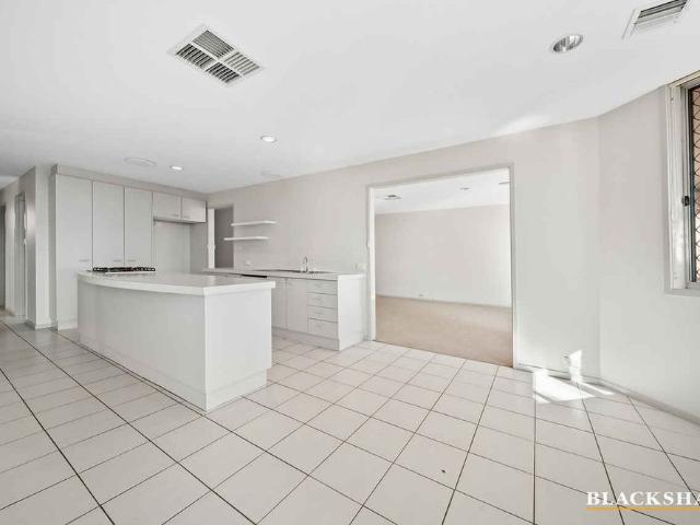 Townhouse for rent in Queanbeyan