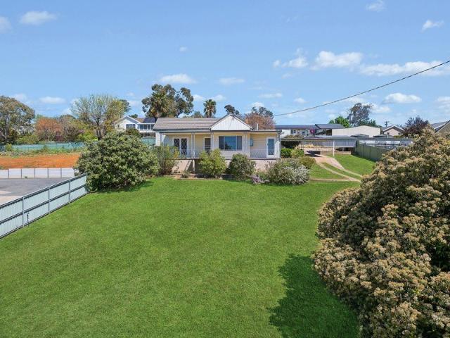 House for sale in Molong, Cabonne Council