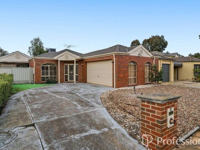 House for rent in Caroline Springs, Melbourne