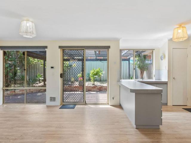 House for rent in Quinns Rocks, Western Australia