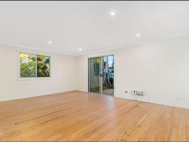 House for rent in Wollongong West, New South Wales