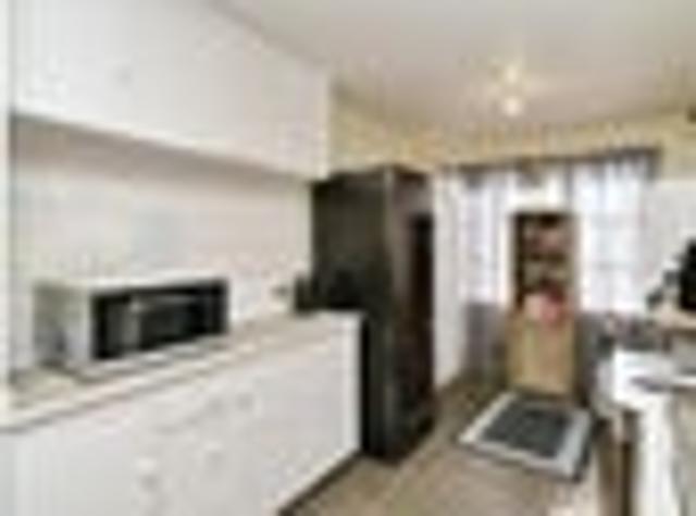 House for sale in Chaslands, Canterbury