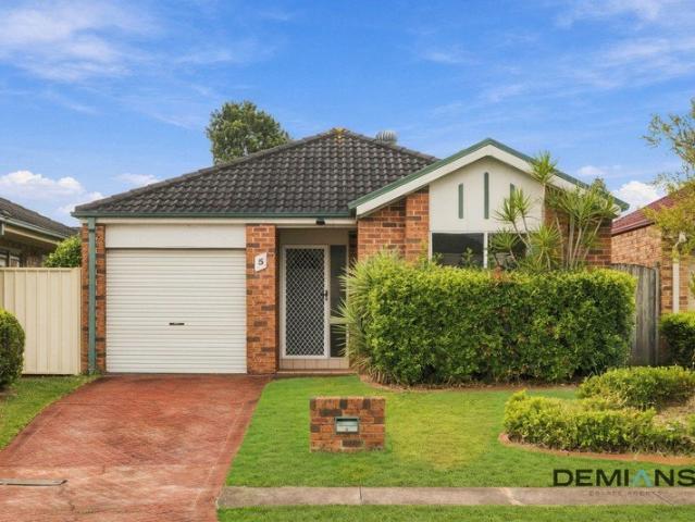 House for rent in Wattle Grove, Sydney