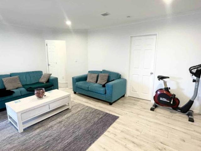 House for rent in Lynfield, Oroua County