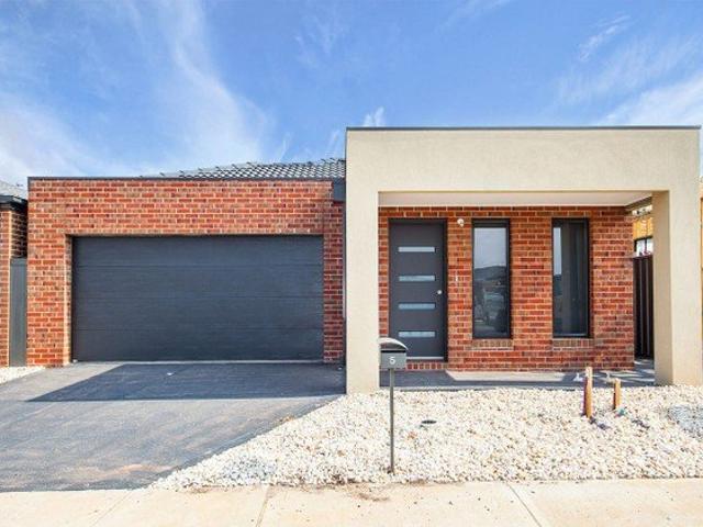 House for rent in Camerons Creek, Victoria