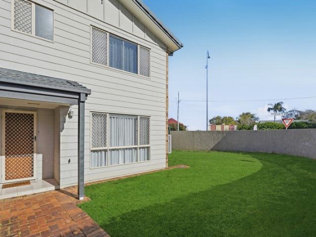 Townhouse for rent in Toombul, Queensland