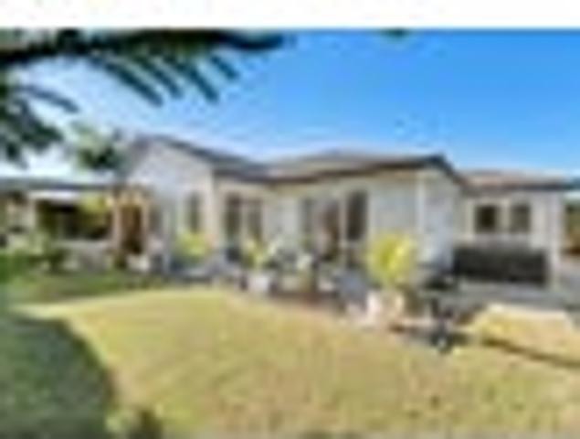 House for sale in Awhitu