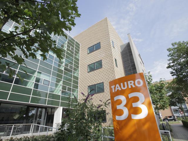 Bedrijfspand te huur in Hoornwijck, Rijswijk