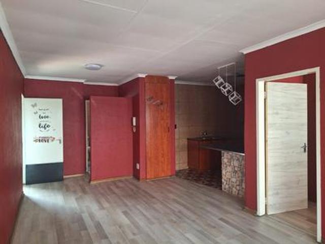 Townhouse for rent in Ekurhuleni, Gauteng