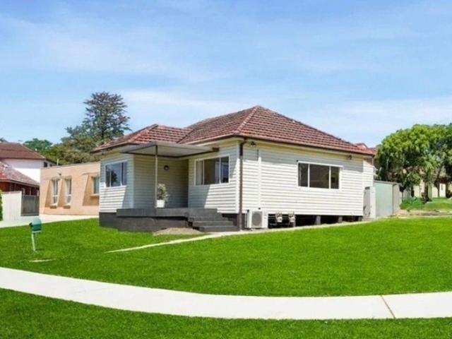 House for rent in Wentworthville, Sydney