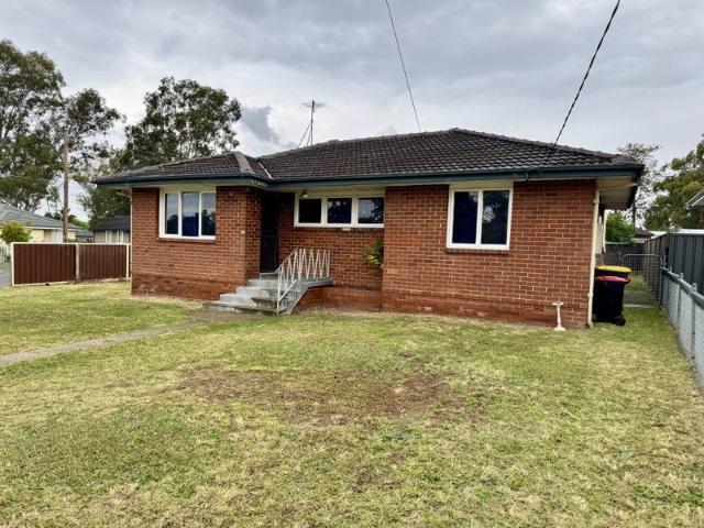 House for rent in Lethbridge Park, Sydney
