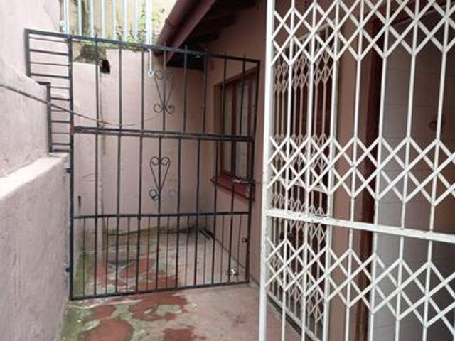 House for rent in Chatsworth, Kwazulu-natal