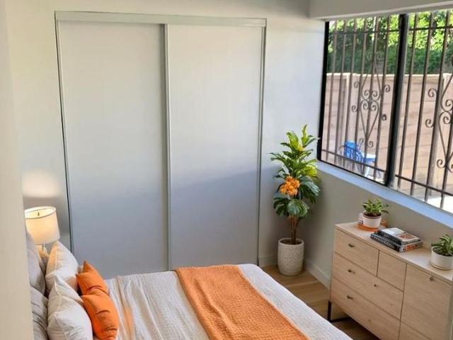 Apartment for rent in Canoga Park, California