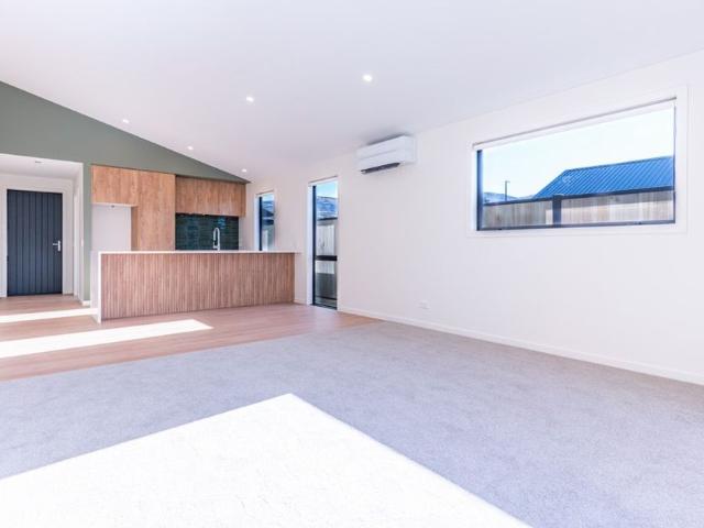 House for rent in Otakou