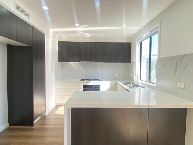 Townhouse for rent in Sydney, New South Wales