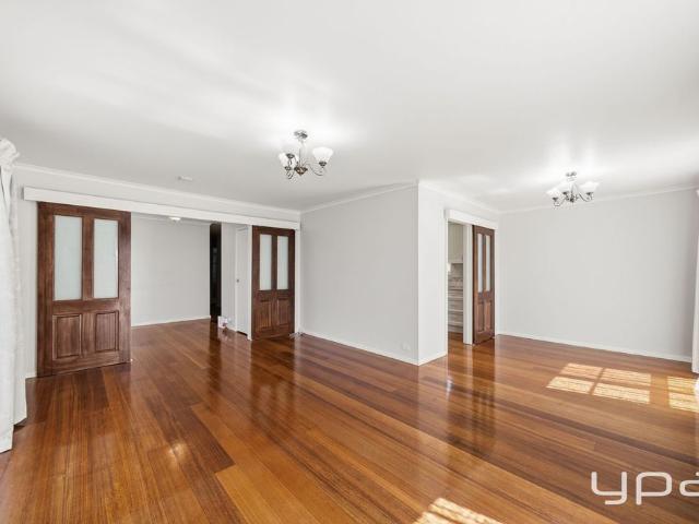 House for rent in Gladstone Park, Melbourne