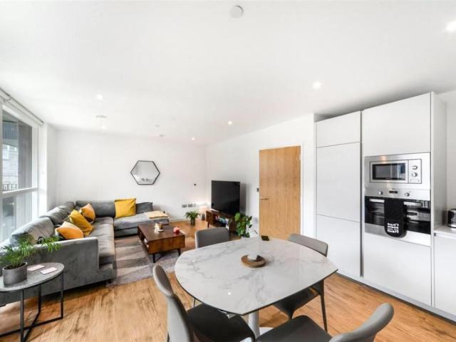 Apartment for rent in Elephant and Castle, Greater London