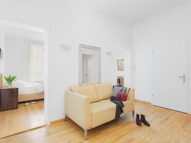 Apartment mieten in Einigen, Zürich