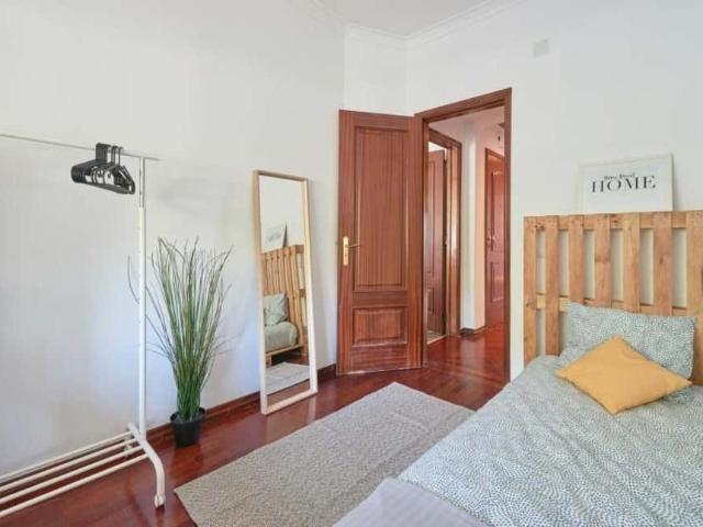 Quarto alugar em Centro Sul, Almada